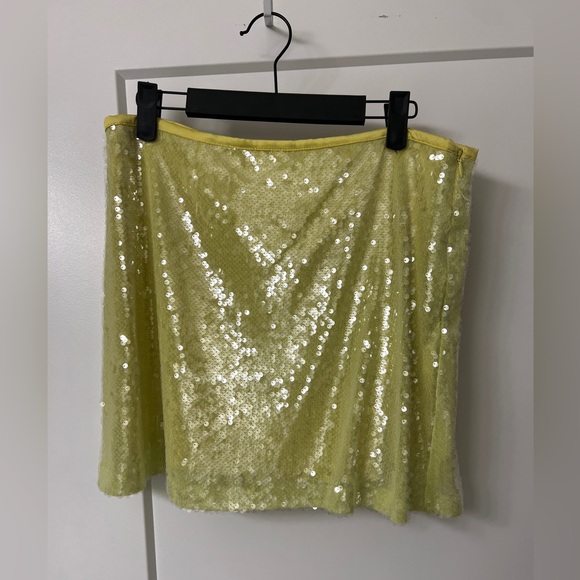 Zara Yellow Sequin Mini Skirt - Picture 2 of 5